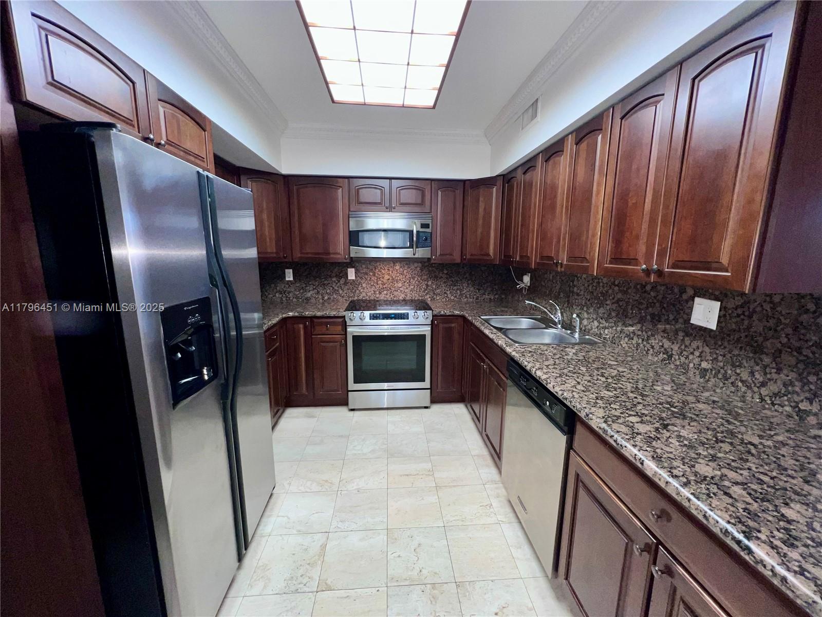 Property photo # 0