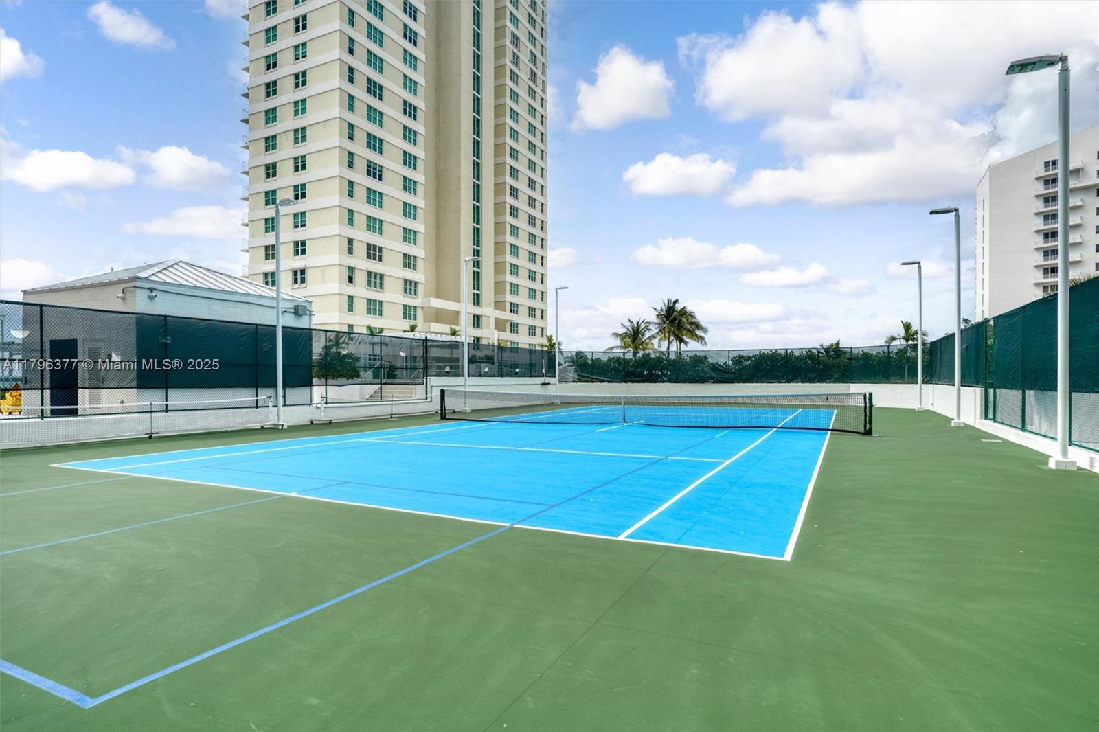 770 Claughton Island Dr #1114, Miami FL 33131