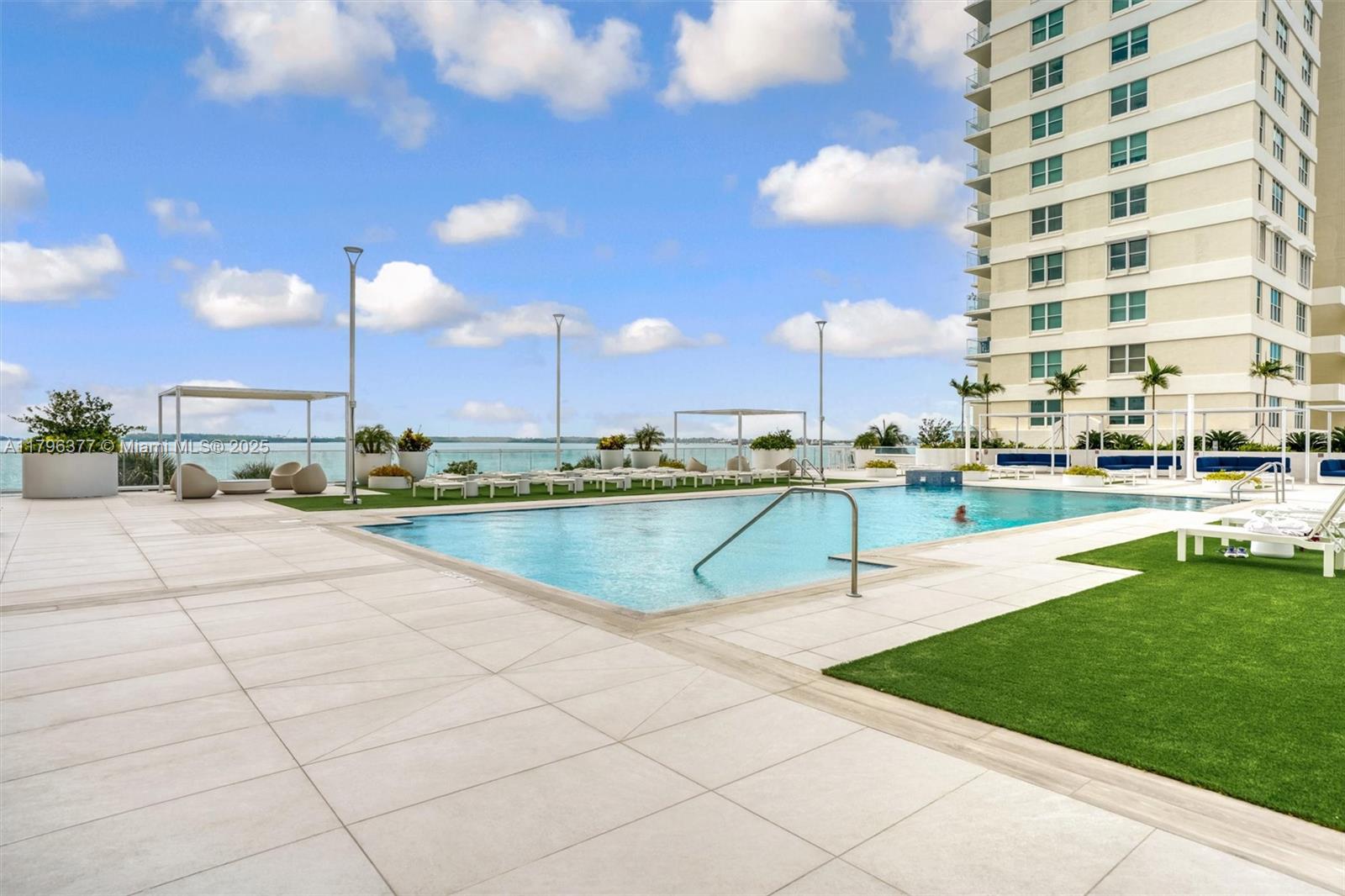 770 Claughton Island Dr #1114, Miami FL 33131