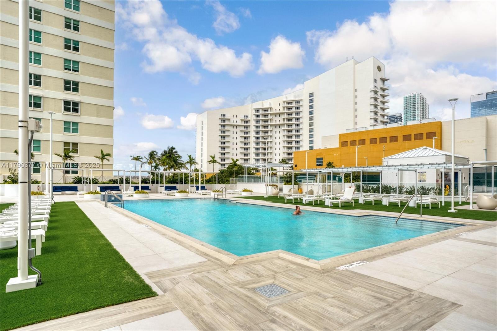 770 Claughton Island Dr #1114, Miami FL 33131