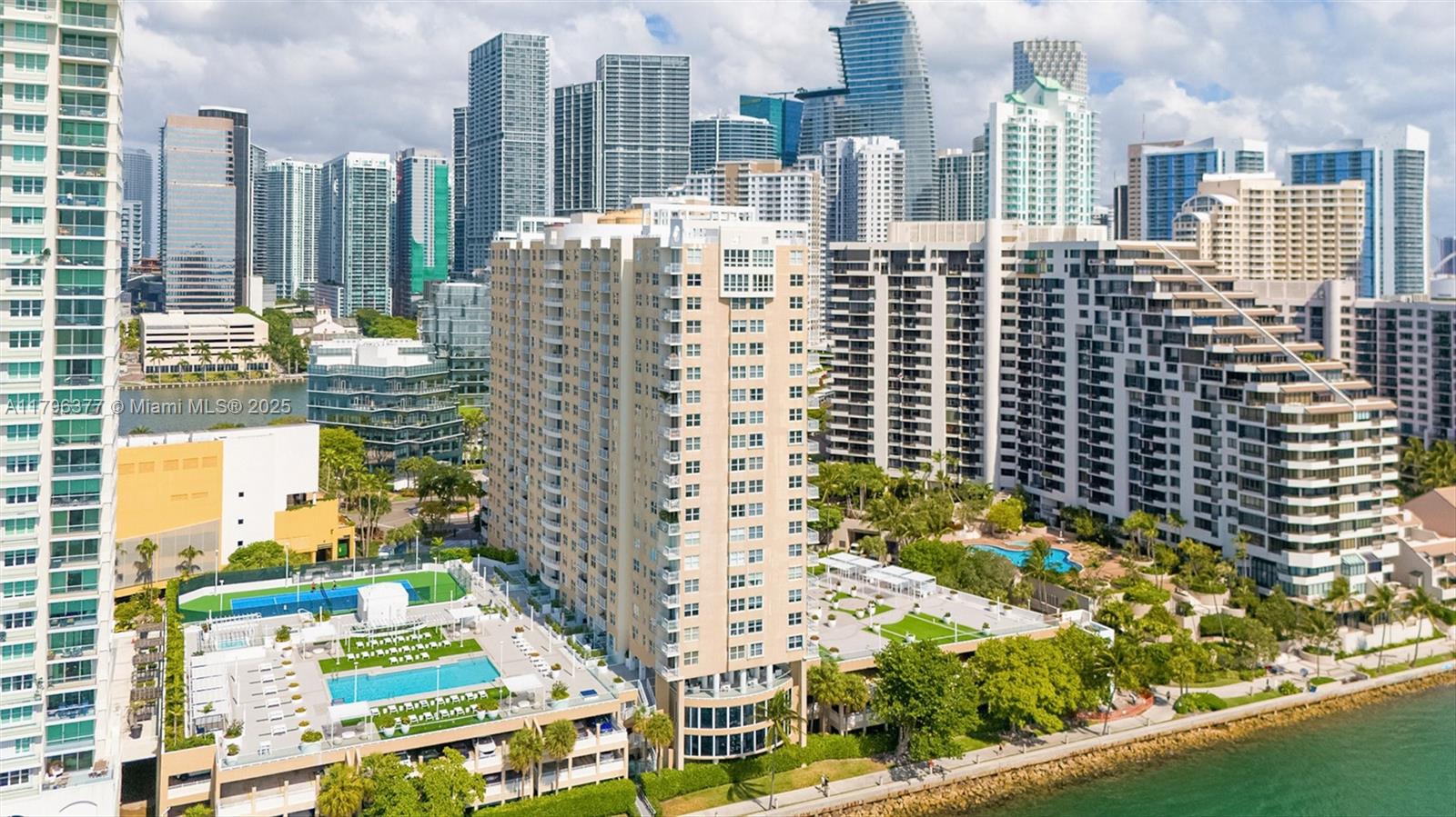 770 Claughton Island Dr #1114, Miami FL 33131