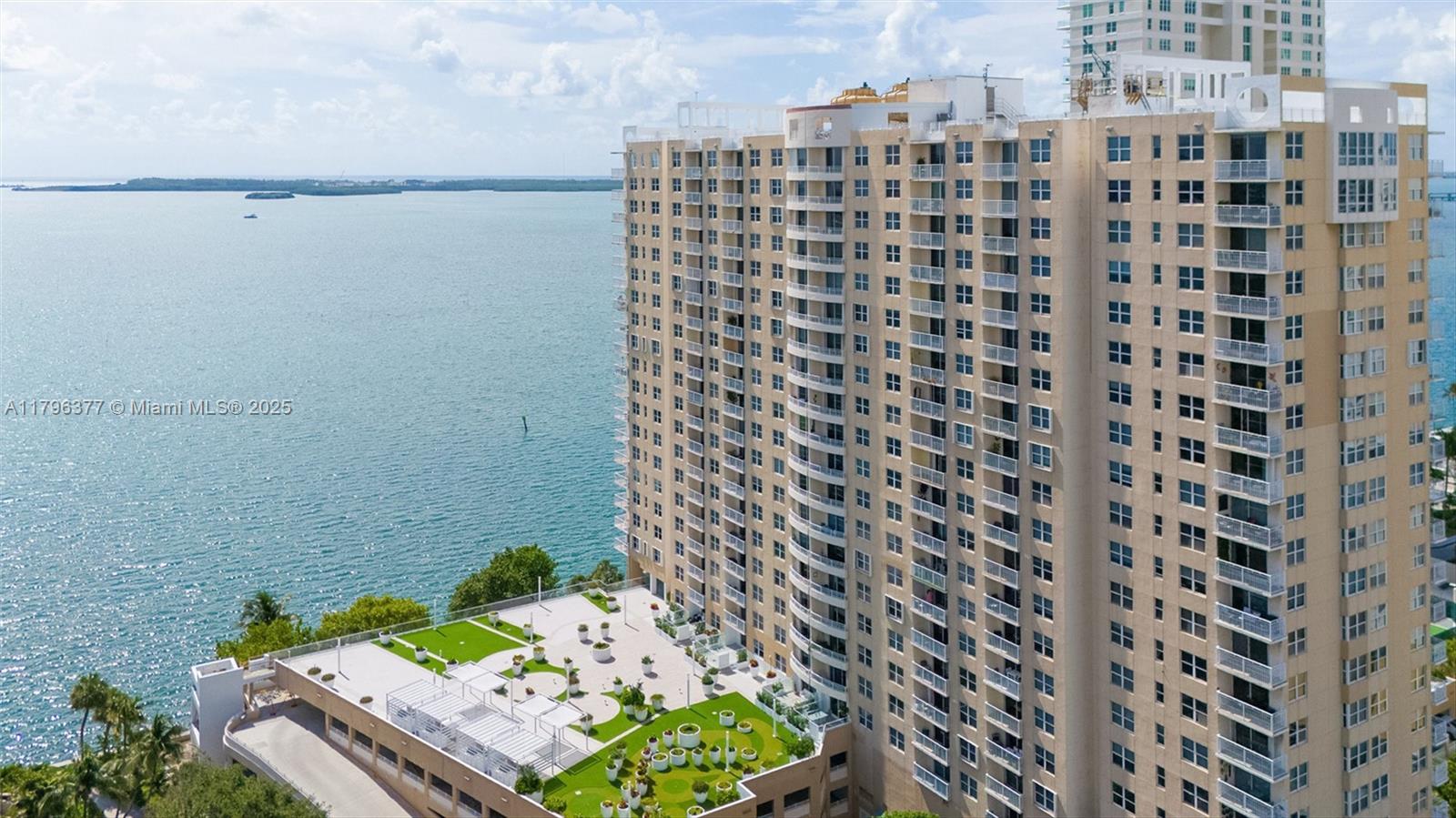 770 Claughton Island Dr #1114, Miami FL 33131