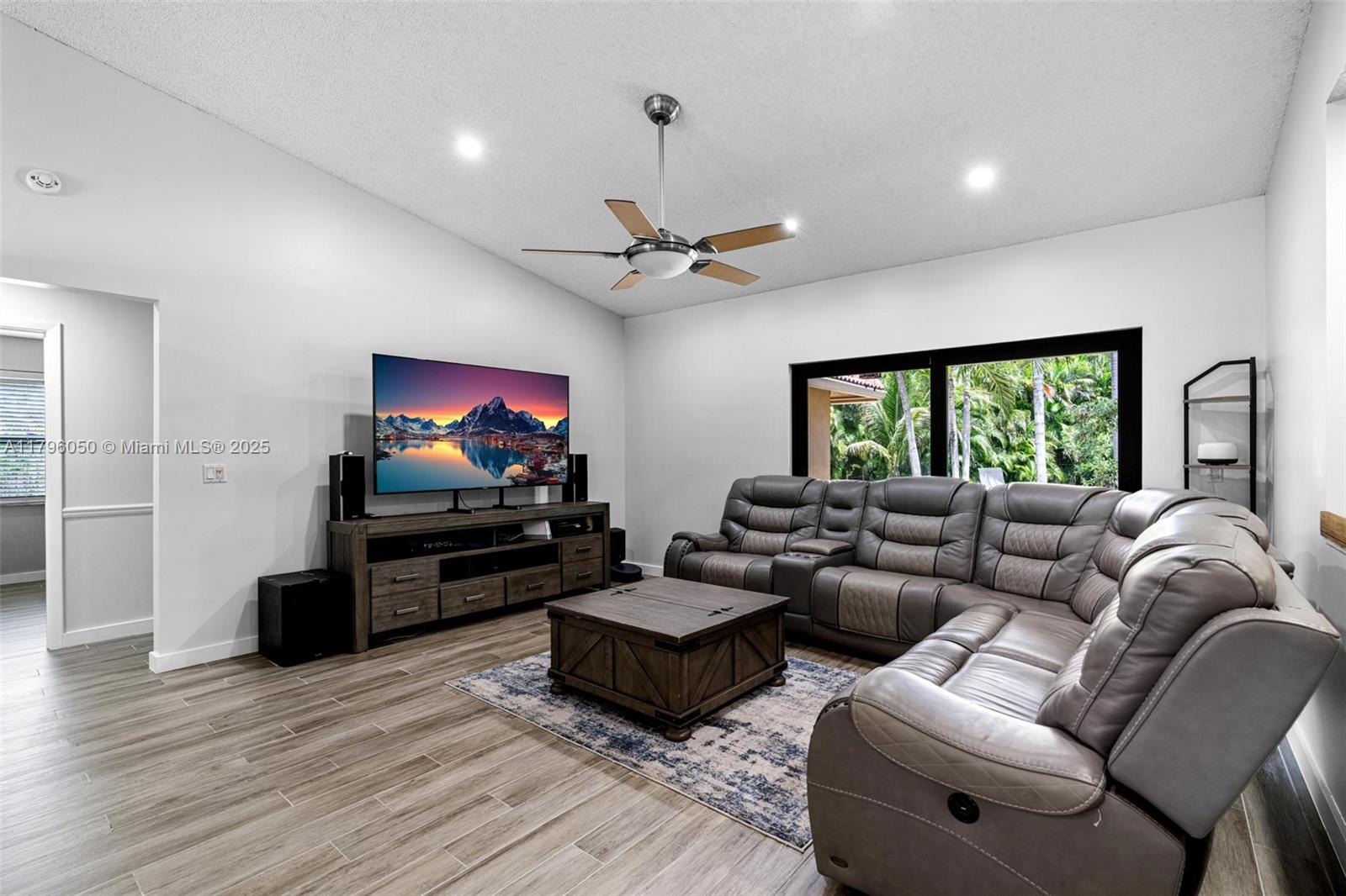 11377 NW 21st Ct, Coral Springs, Florida image 7