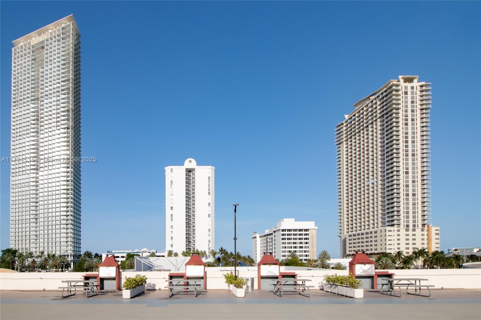 Listing Photo 17