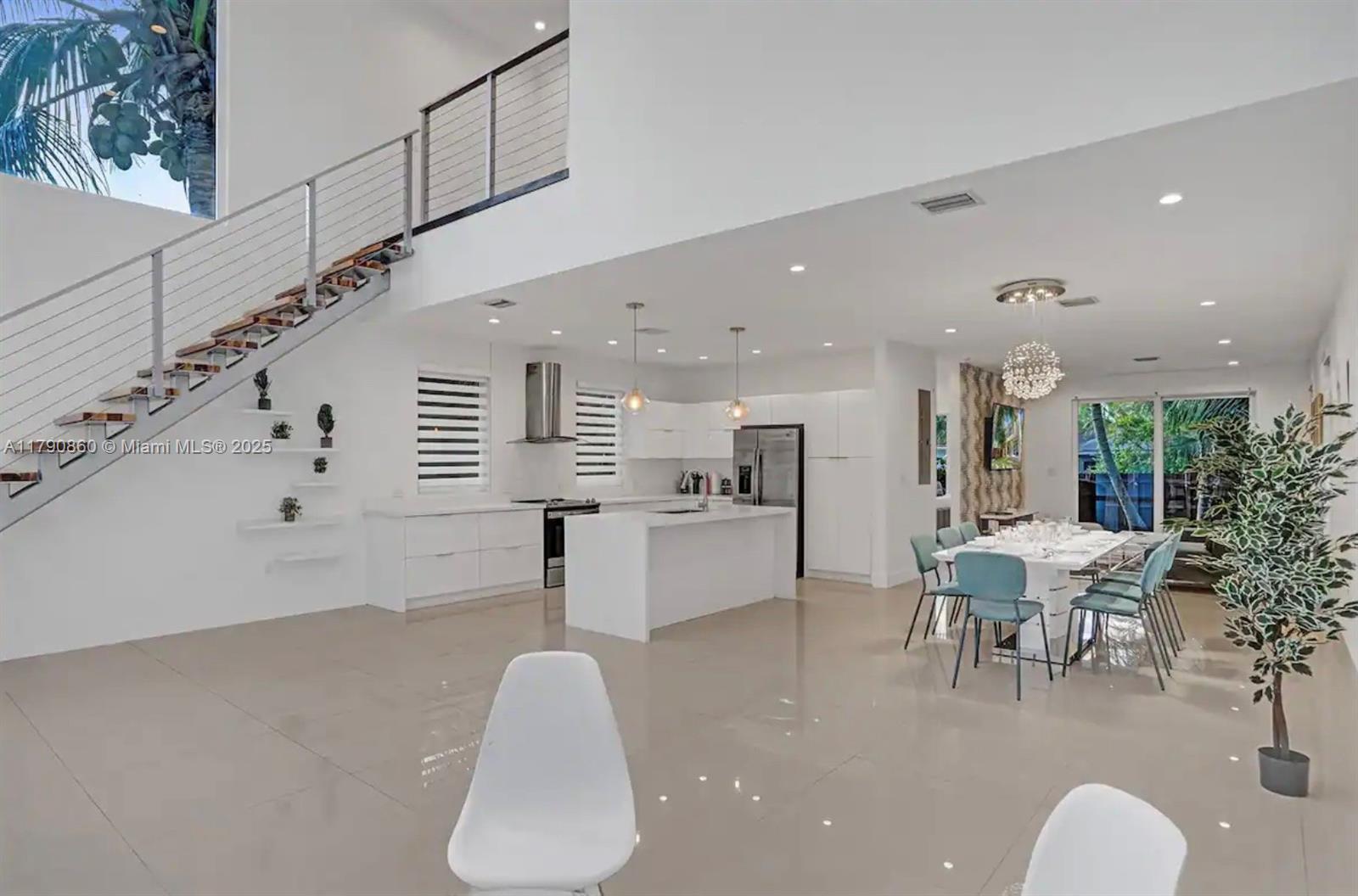 1547 Jackson, Hollywood, Florida image 3