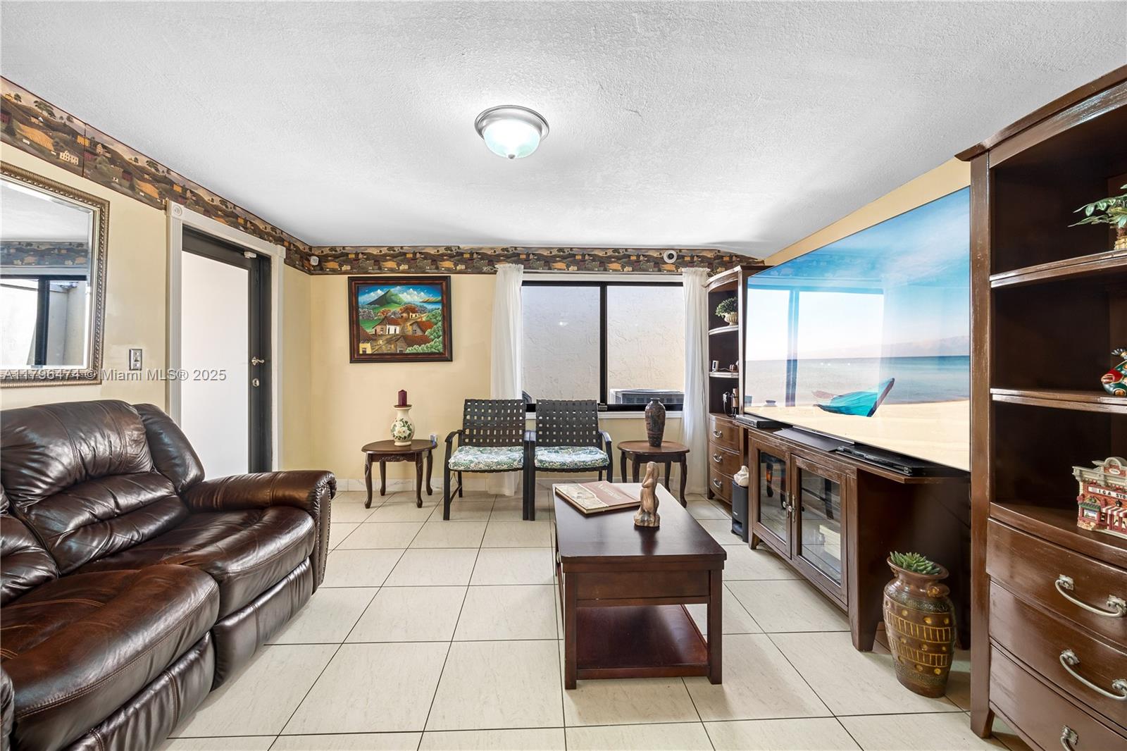 2462 W 65th St, Hialeah, Florida image 14