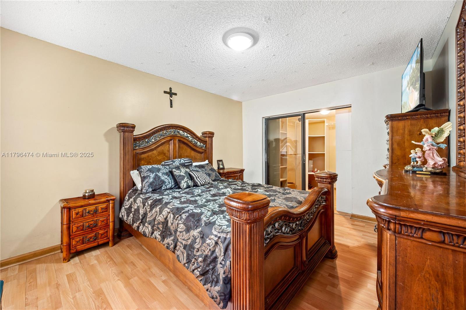 2462 W 65th St, Hialeah, Florida image 18