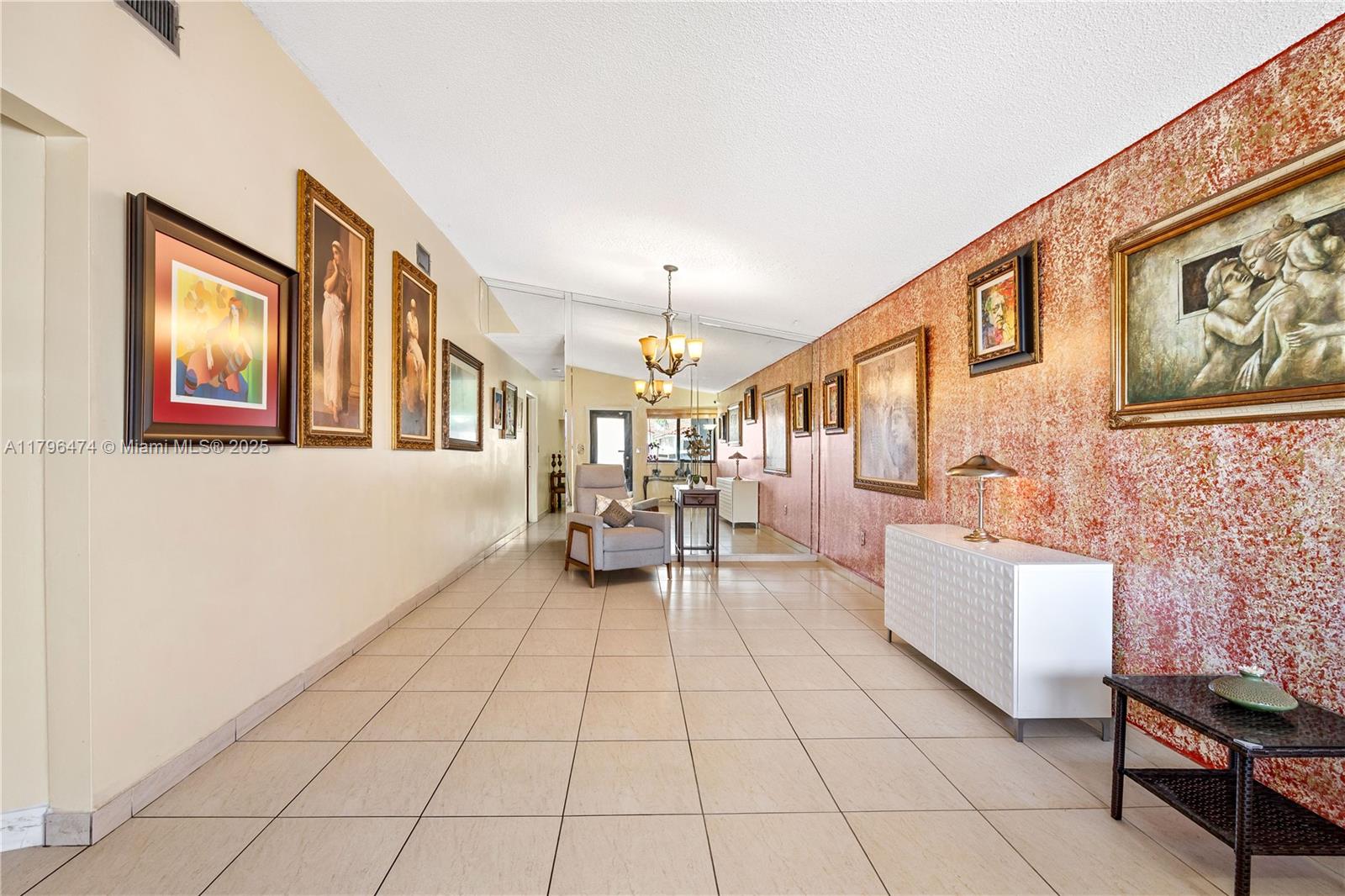 2462 W 65th St, Hialeah, Florida image 6