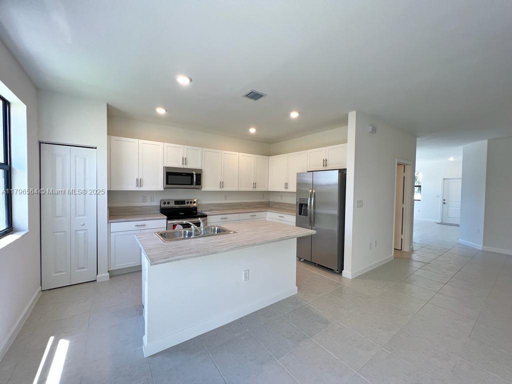 Property photo # 2