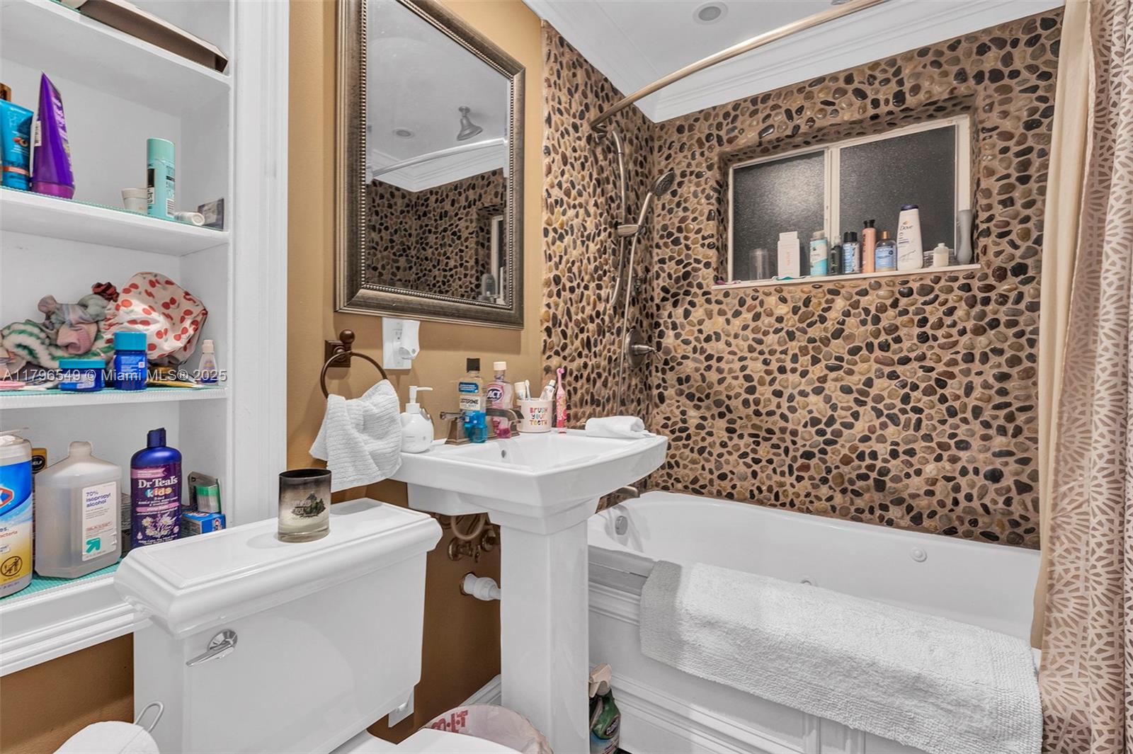 2808 Middle River Dr, Fort Lauderdale, Florida image 12