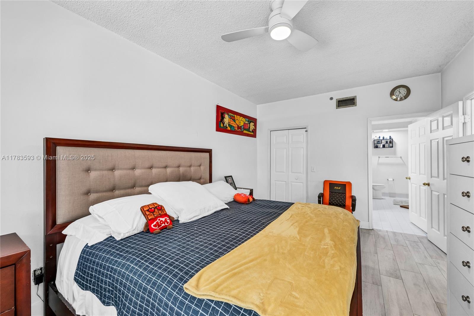 Listing Photo 7