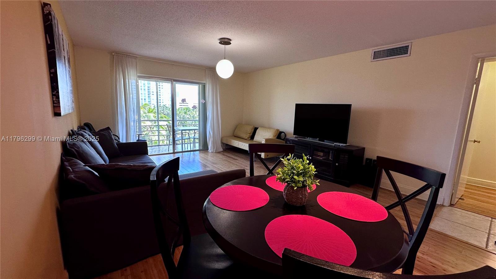 Property photo # 8