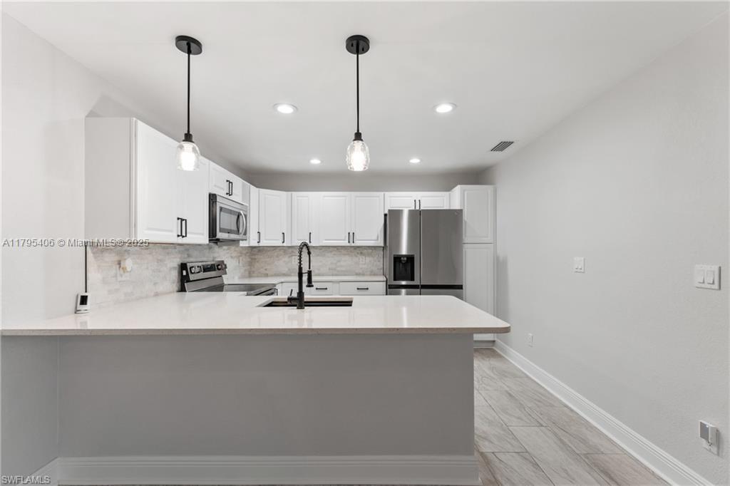 6312 Royal Woods Dr, Fort Myers, Florida image 7