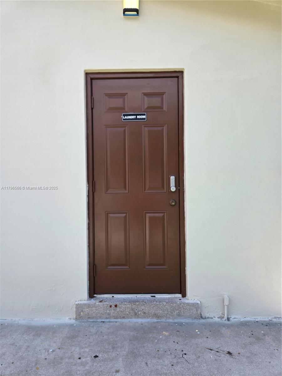 2246 Fillmore St, Hollywood, Florida image 41
