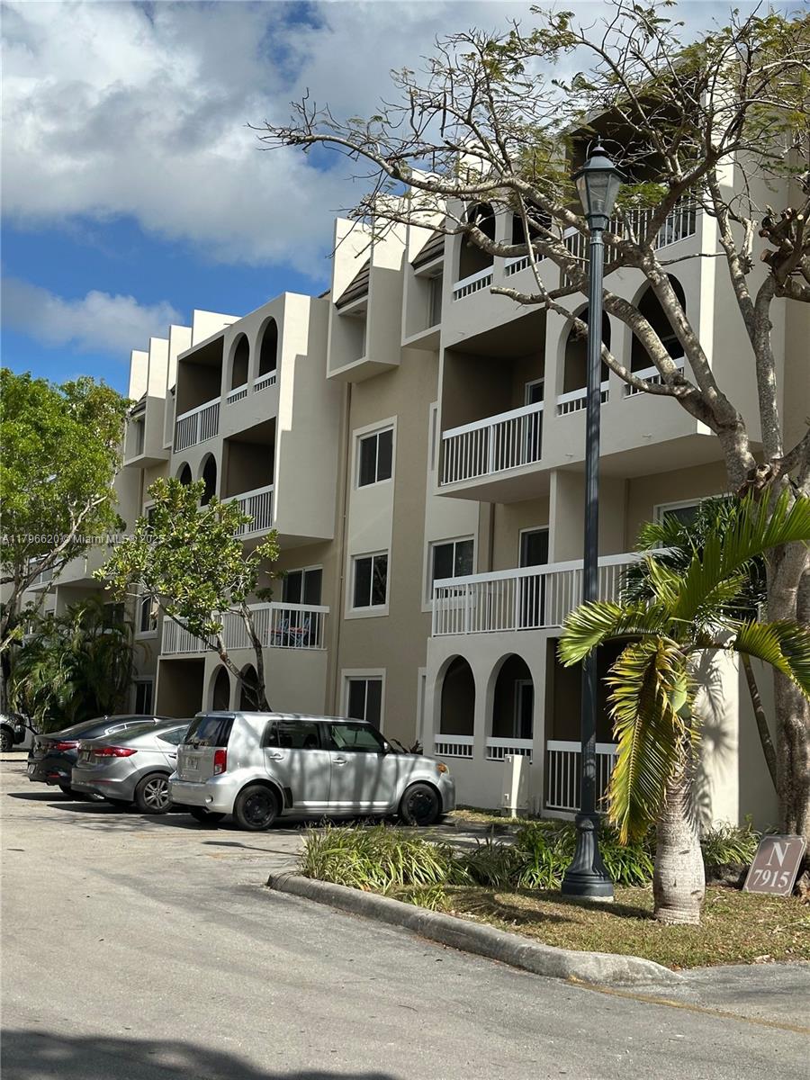 7701 Camino Real Unit A-401, Miami, Florida 33143