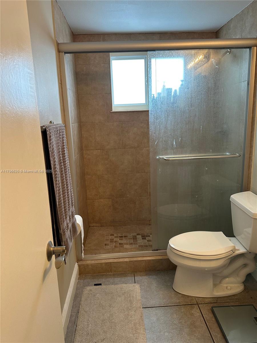 Listing Photo 14