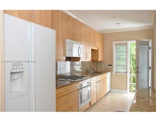 Property photo # 6