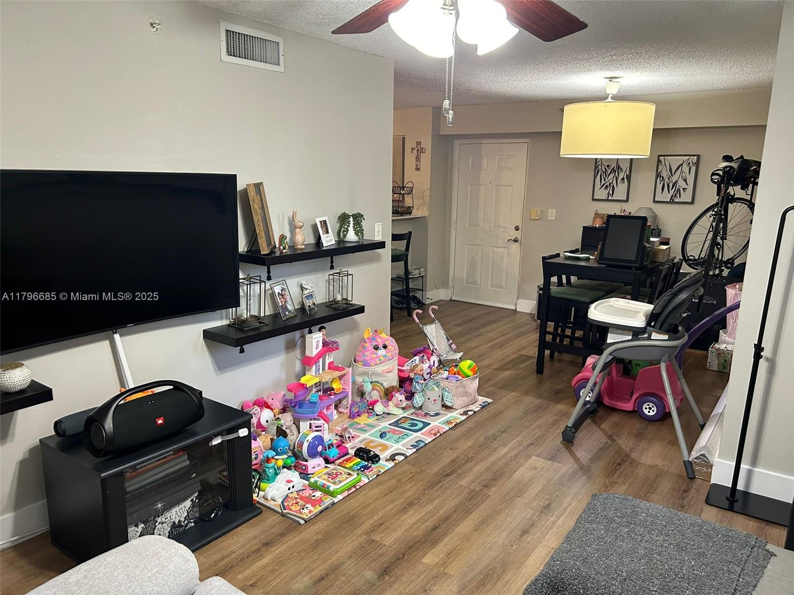 Property photo # 4