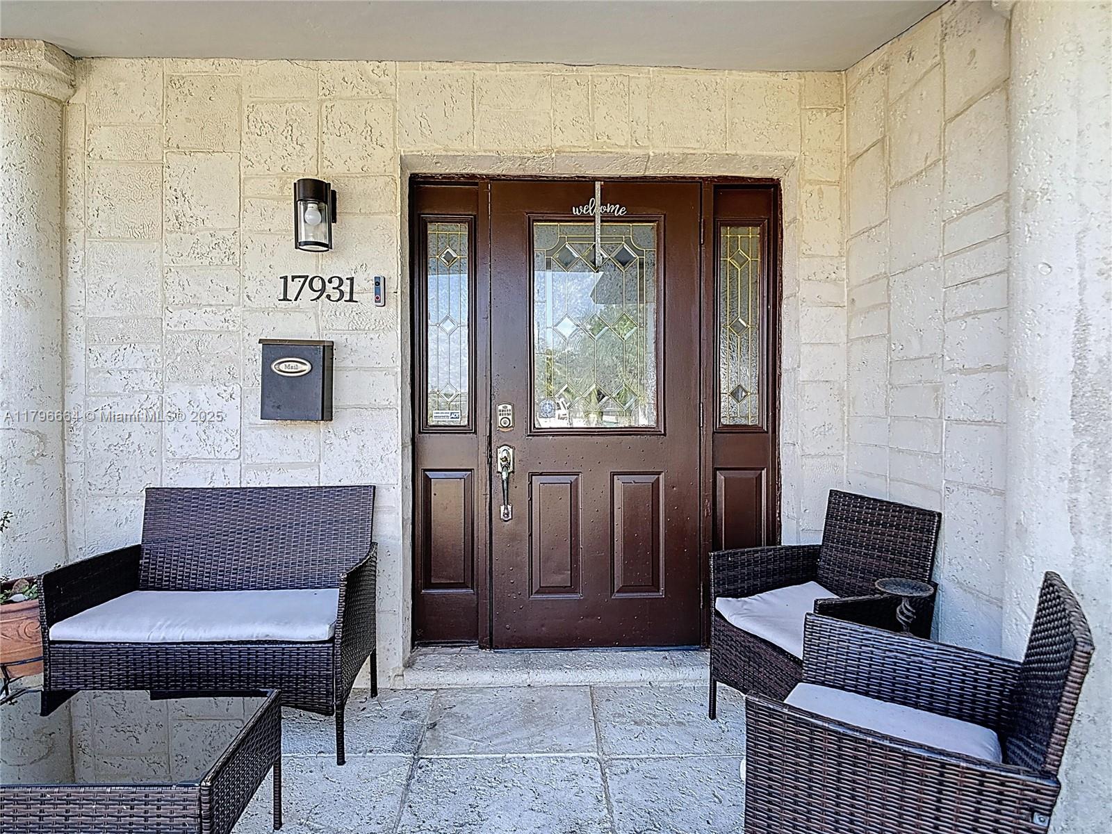 17931 NW 85th Ave, Hialeah, Florida image 11