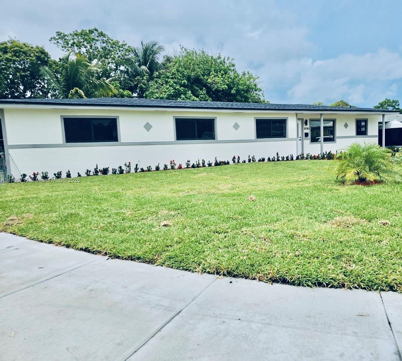 18740 19th Ave, Miami Gardens, Florida 33056