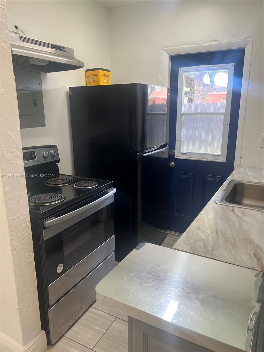 Property photo # 8