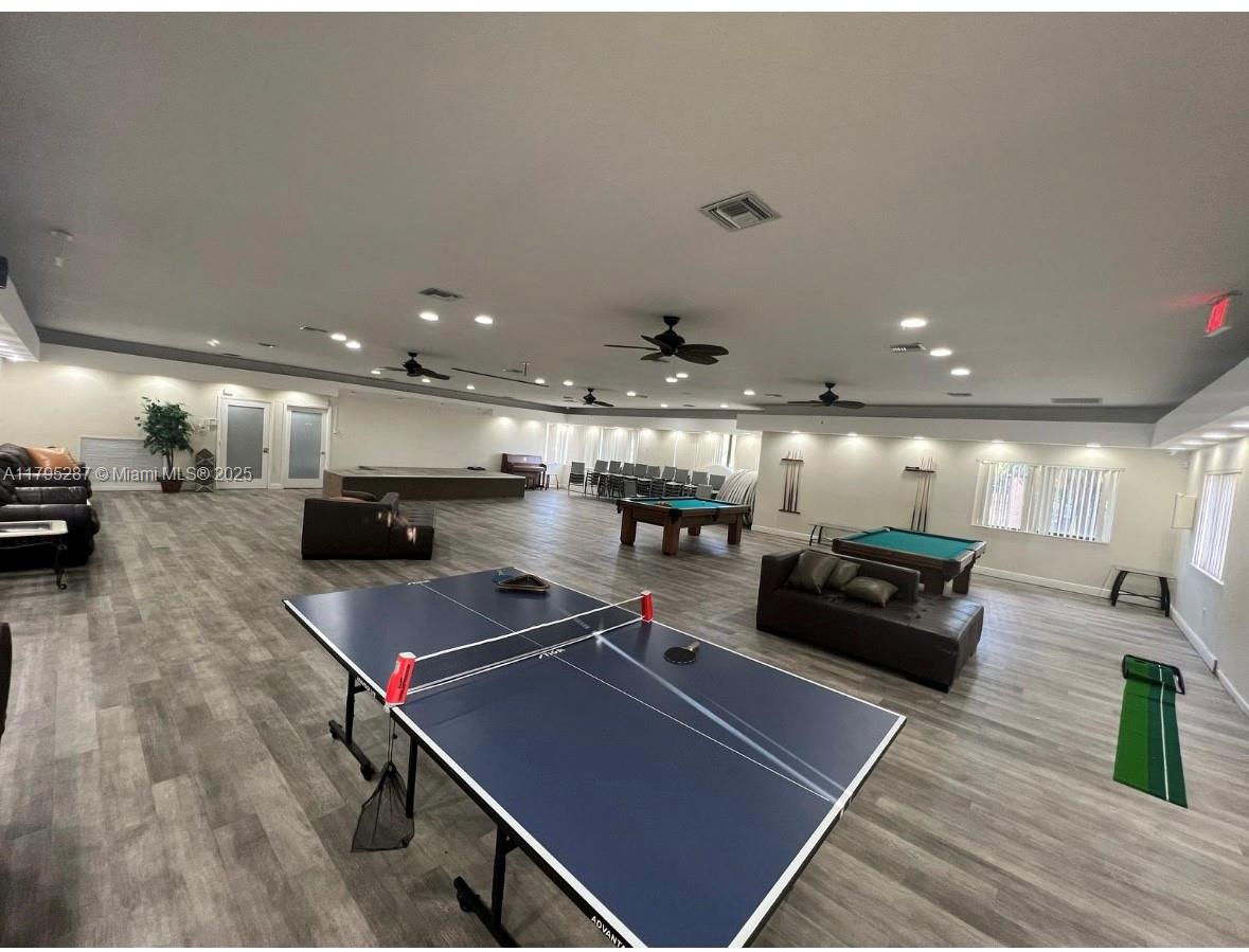 8010 Hampton Blvd #303, North Lauderdale, Florida image 28
