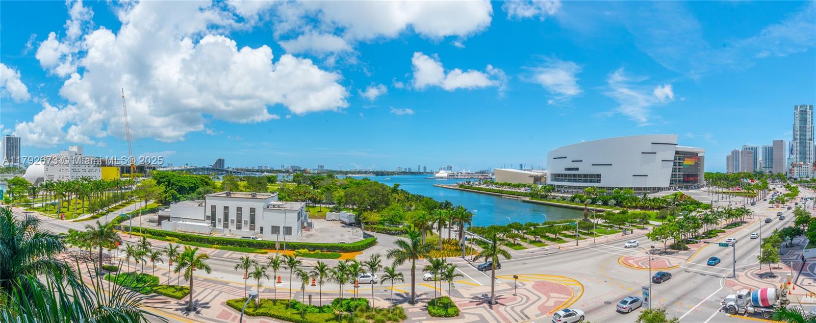Apartamento para Alugar em Miami, FL