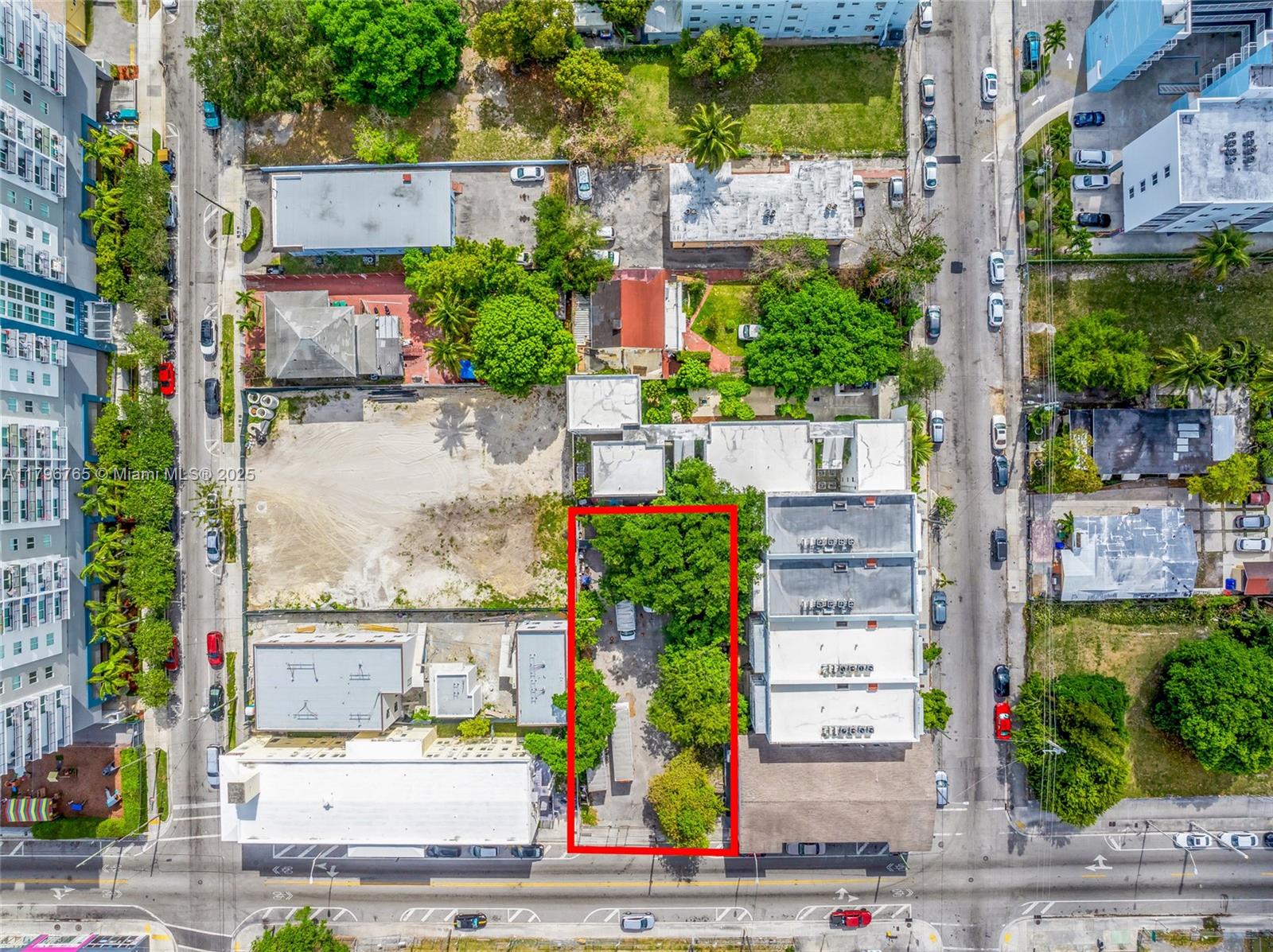 121 NW 8th Ave, Miami, Florida image 2
