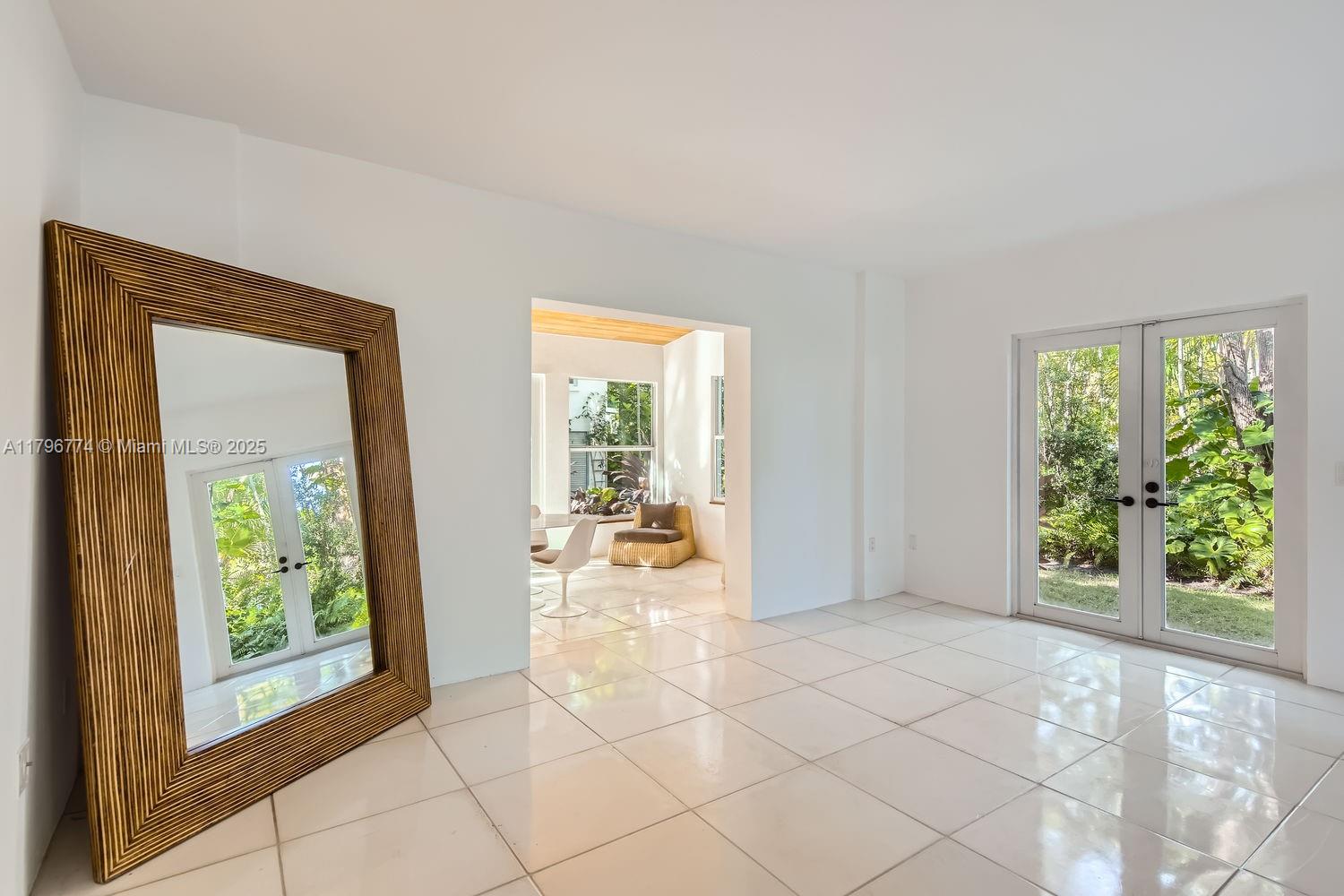 5812 Alton Rd, Miami Beach, Florida image 14