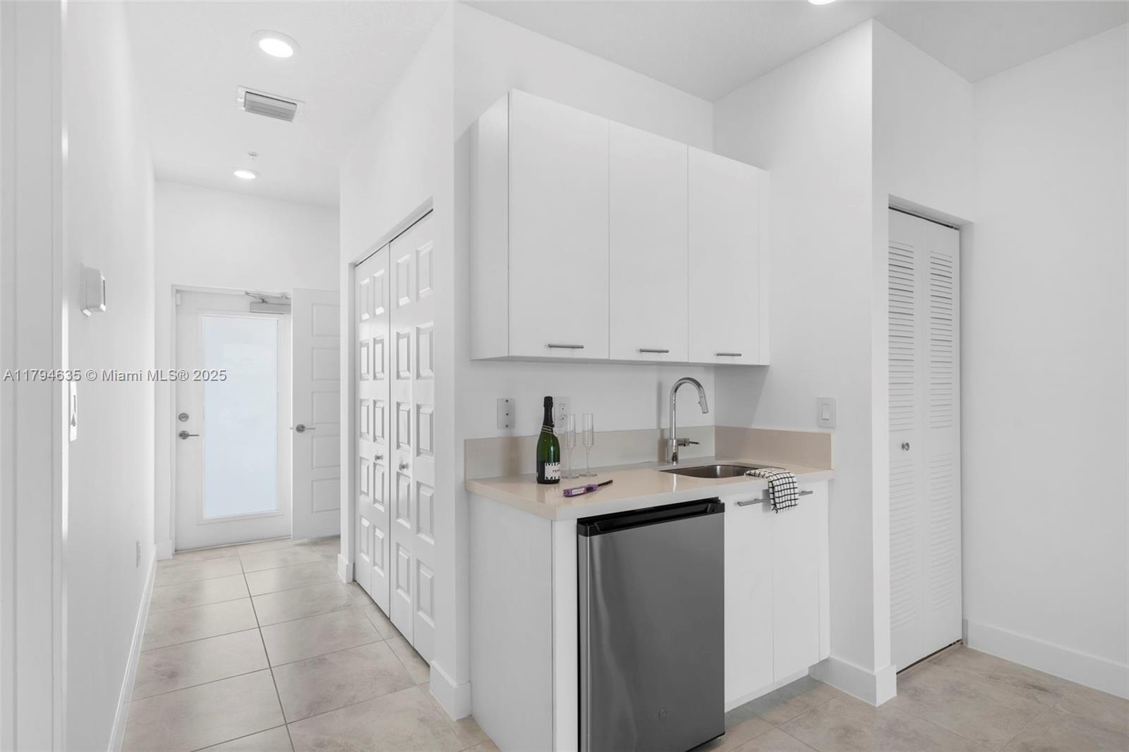 4636 NW 84th Ave #43, Doral, Florida image 17