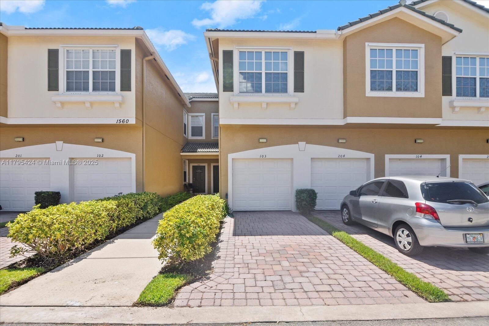 1560 SE Wilshire Pl #103, Stuart, Florida image 1