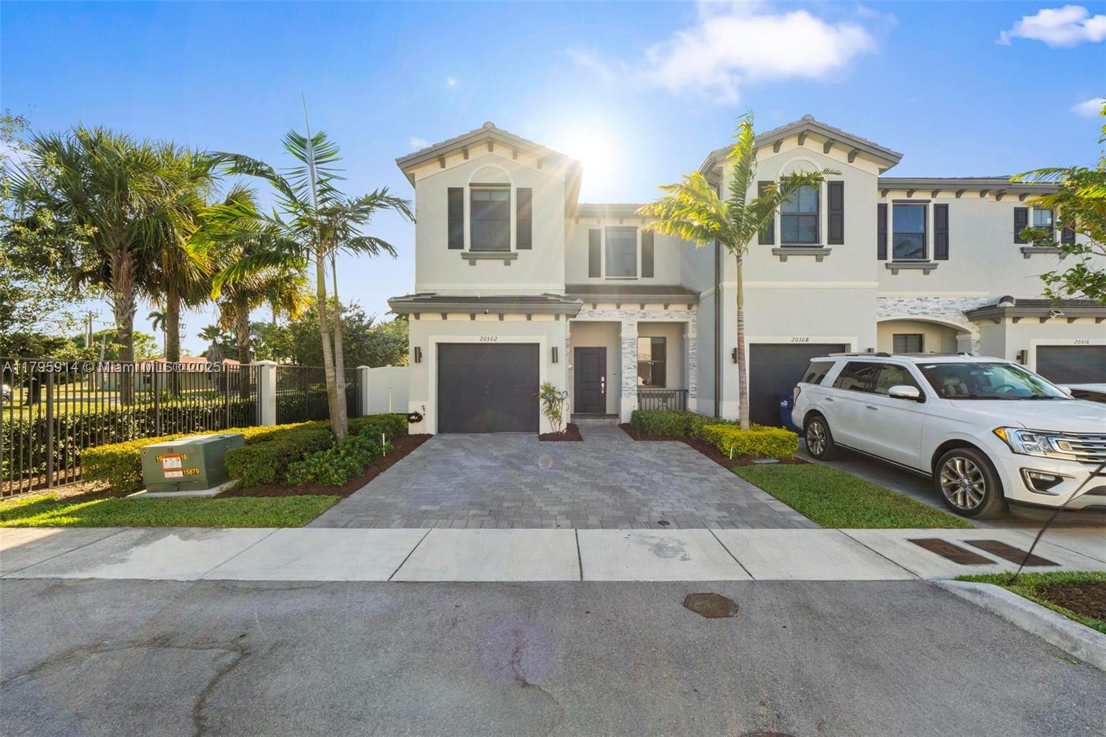 20302 NW 6th Pl, Miami Gardens, Florida image 1