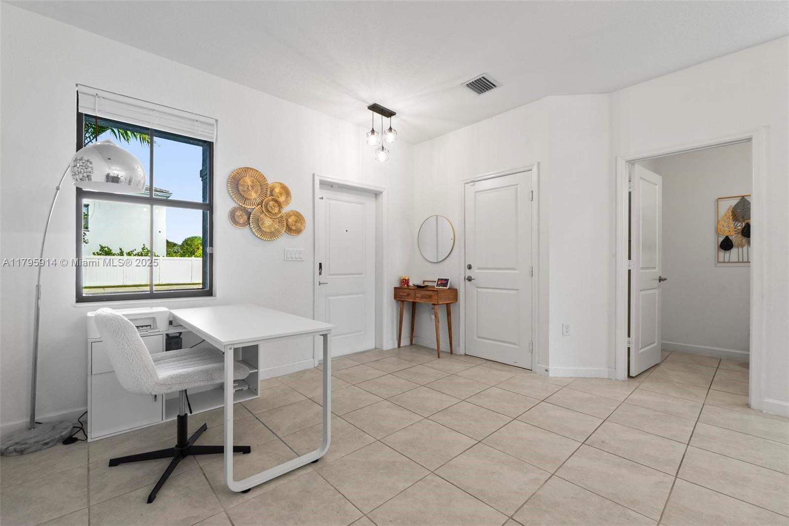 20302 NW 6th Pl, Miami Gardens, Florida image 6