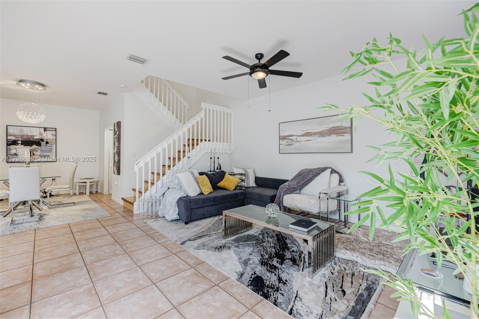 1110 Canella Ln, Hollywood, Florida image 3