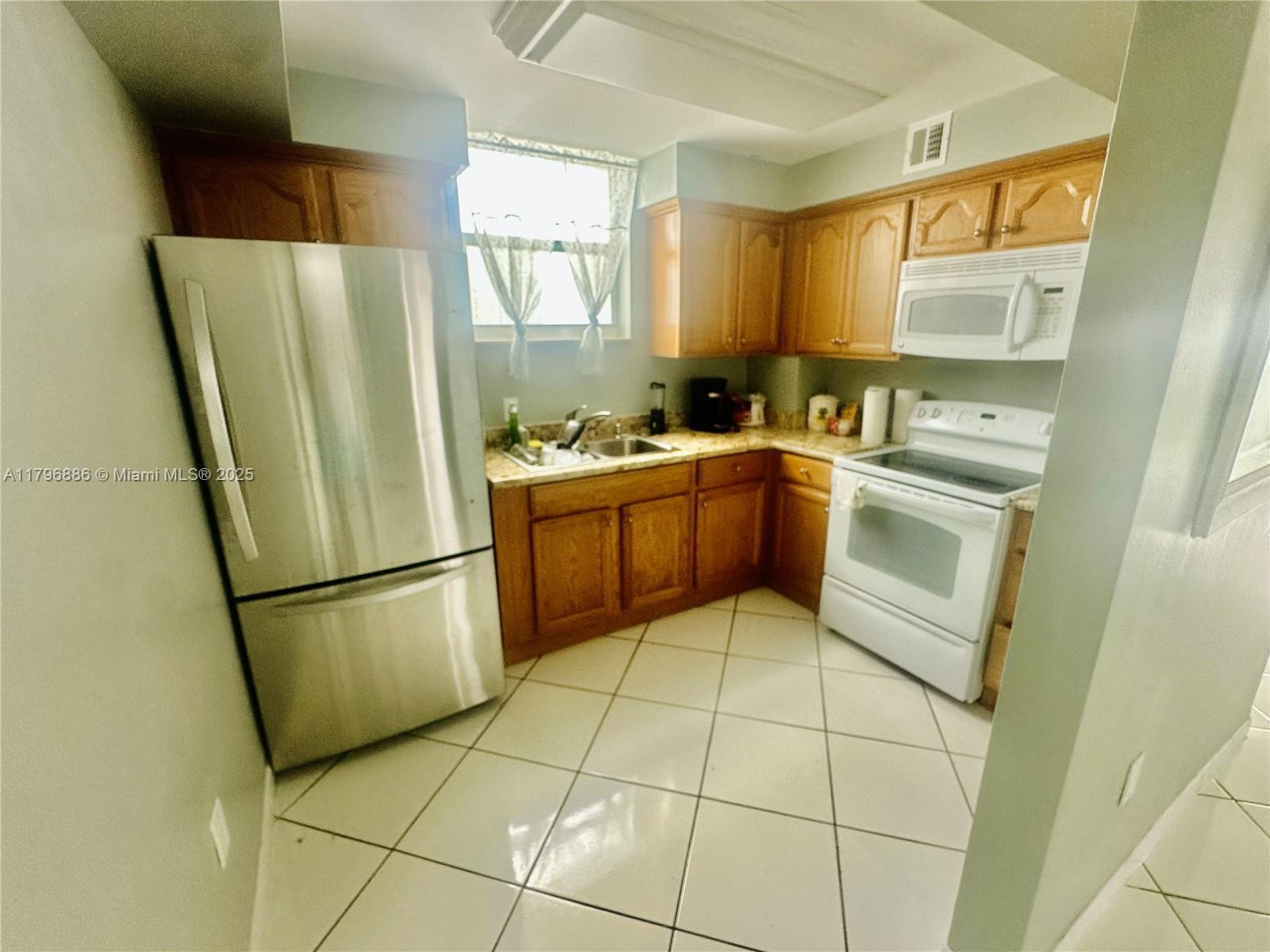Property photo # 3