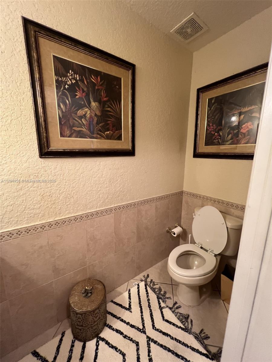 1241 SW 46th Way, Deerfield Beach, Florida image 14