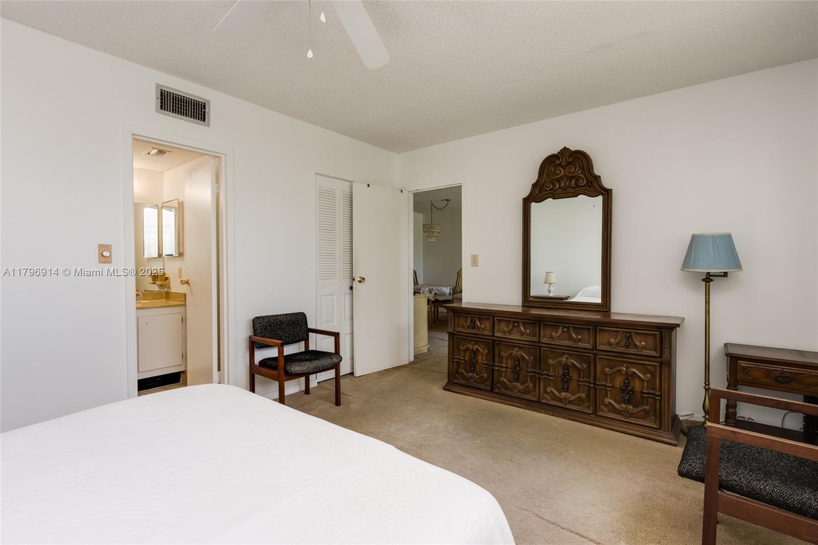 1005 Country Club Dr #307, Margate, Florida image 13