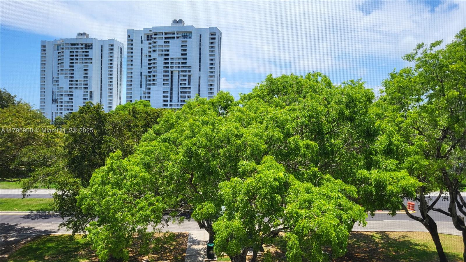 3401 N Country Club Dr #410, Aventura, Florida image 15