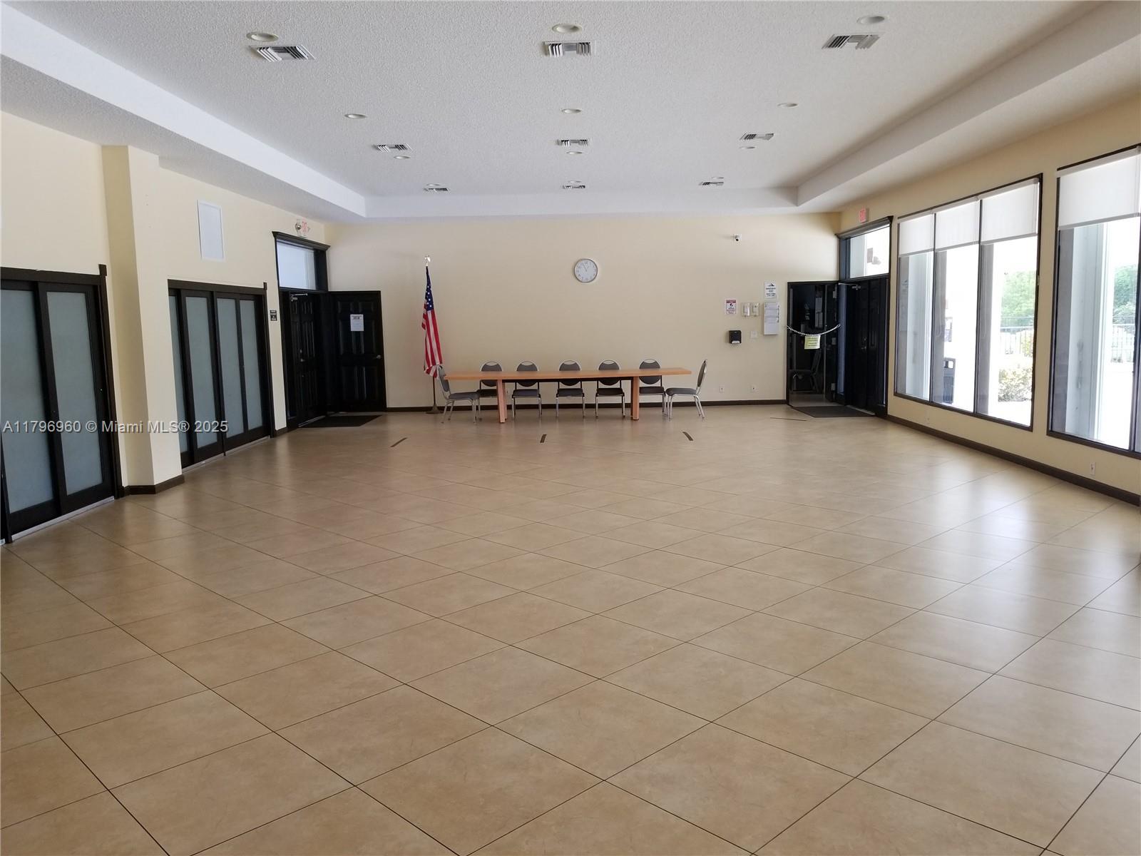 3401 N Country Club Dr #410, Aventura, Florida image 48