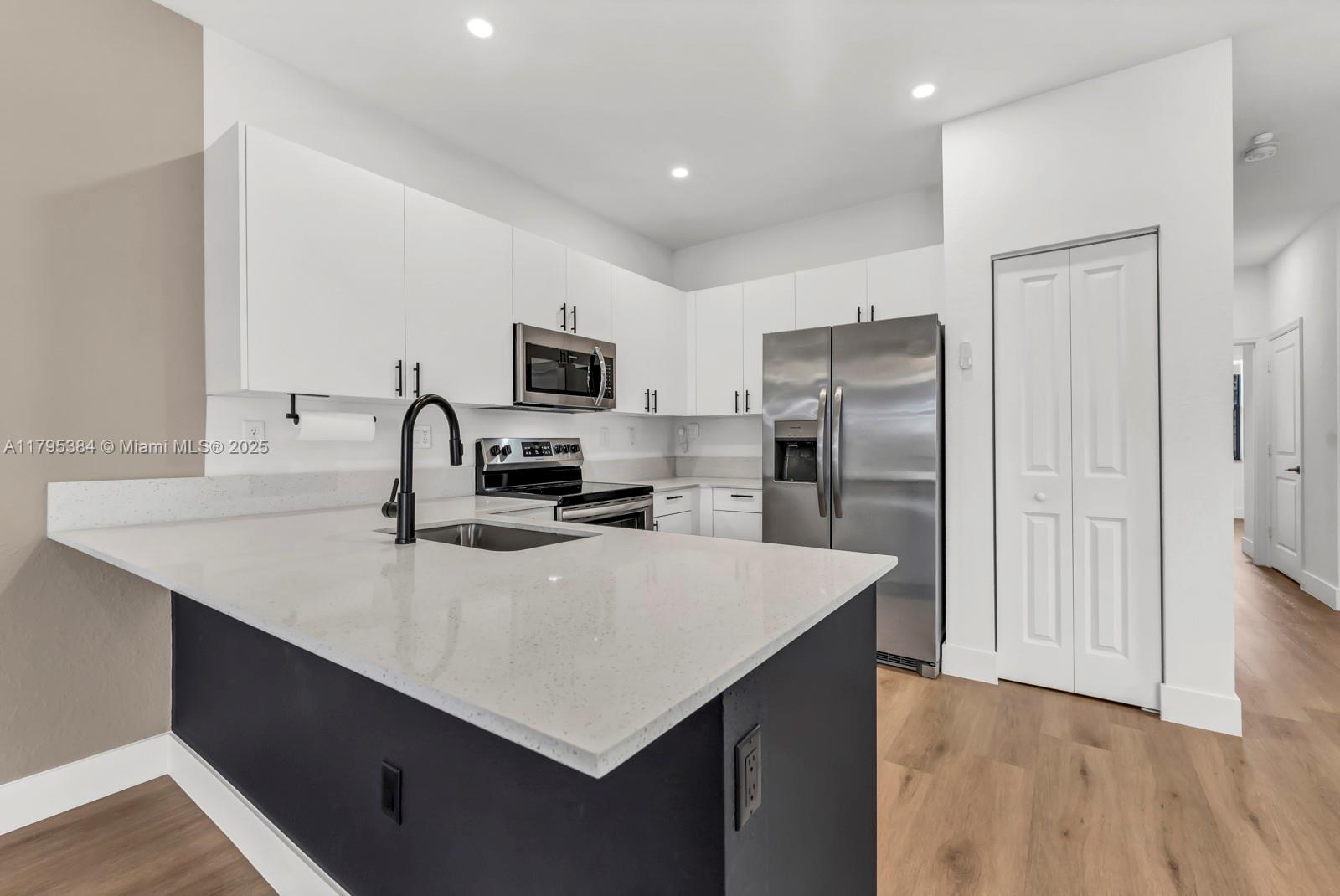 Property photo # 8