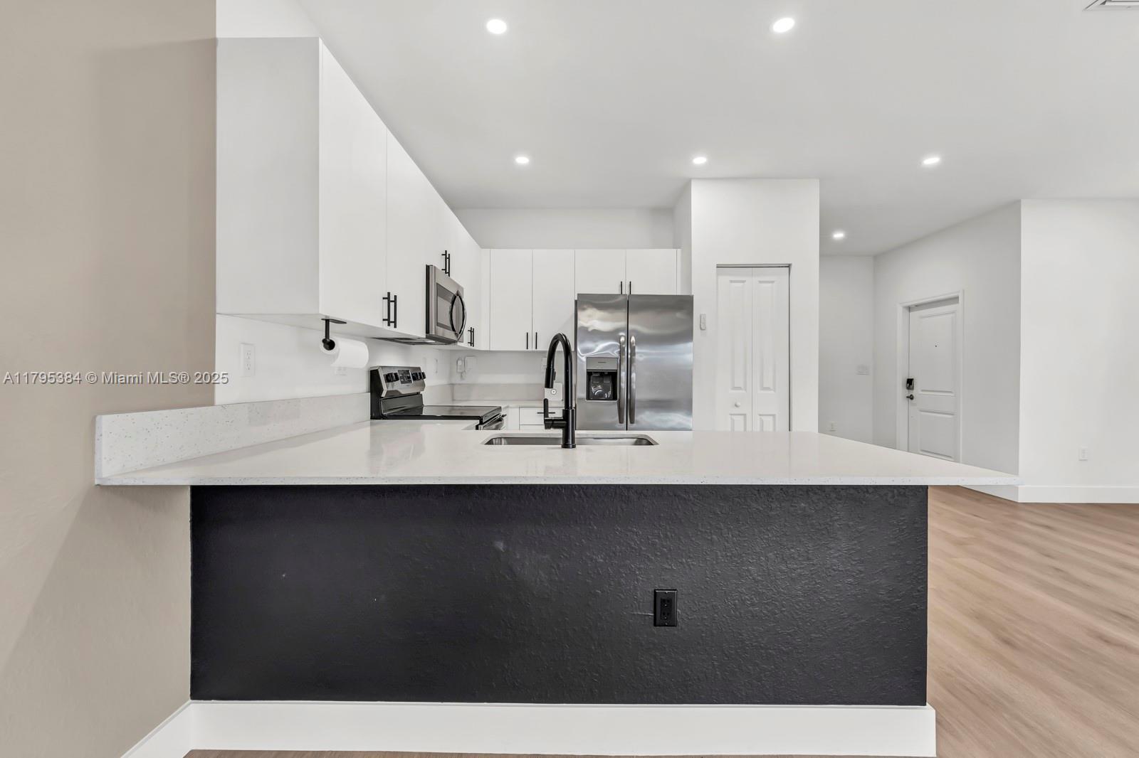 Property photo # 7