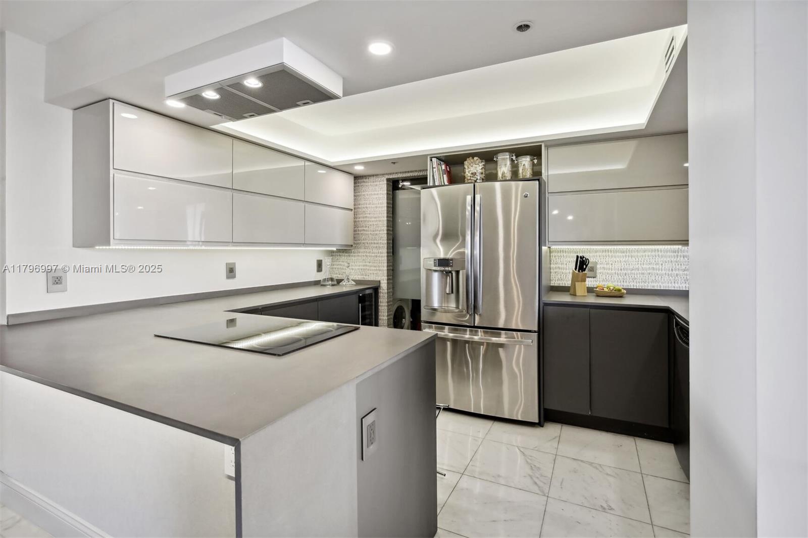 Property photo # 6