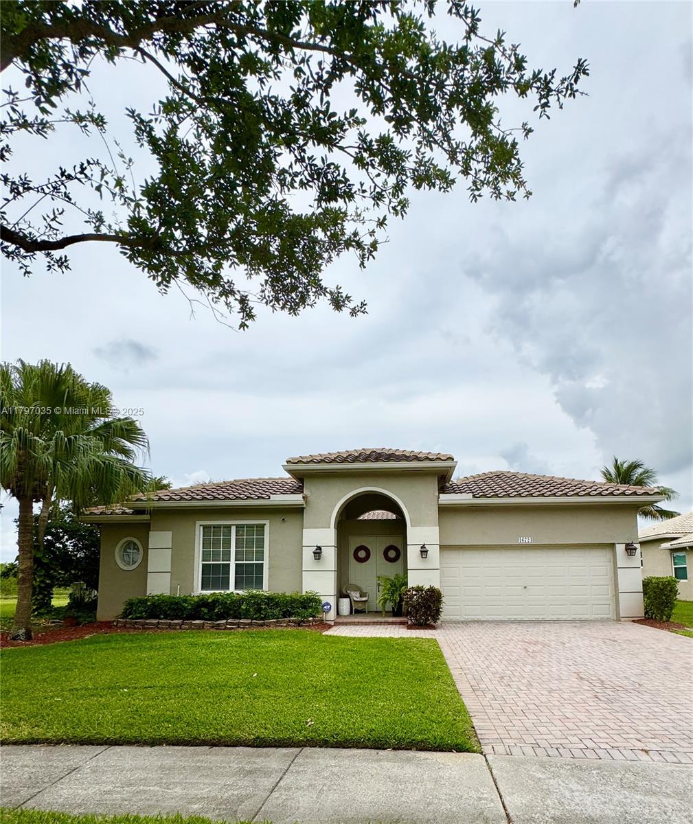 Property photo # 0