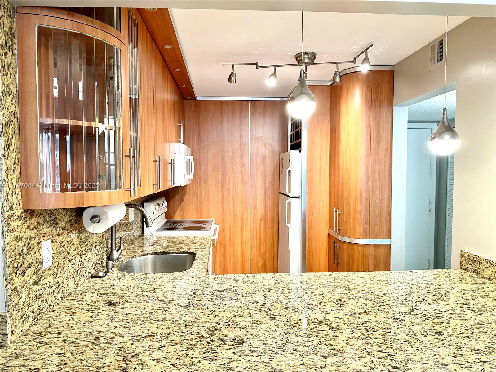 Property photo # 3