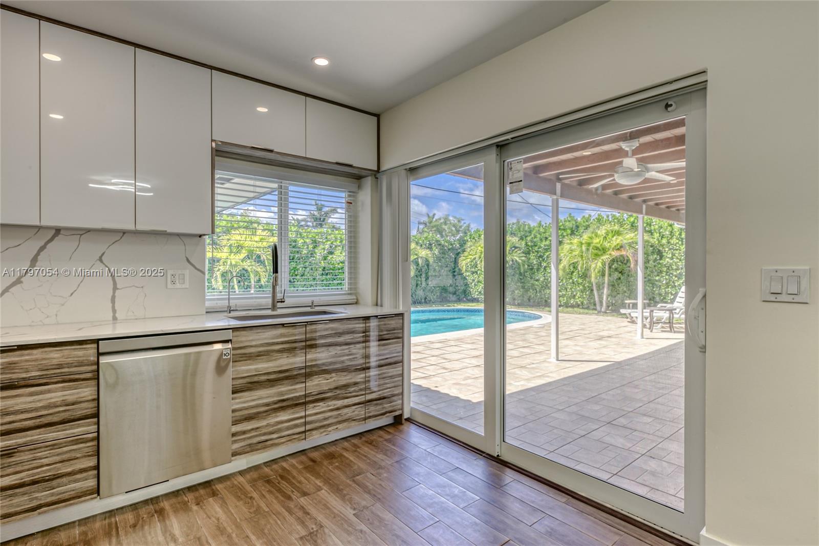 1320 Arthur St, Hollywood, Florida image 22