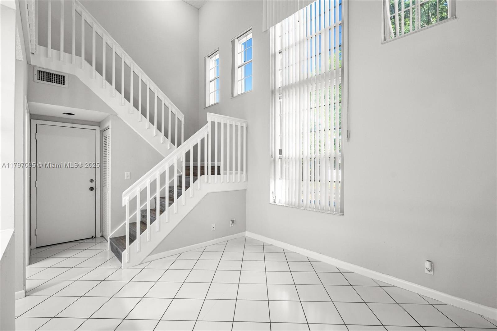2562 W Saratoga Dr, Cooper City, Florida image 19