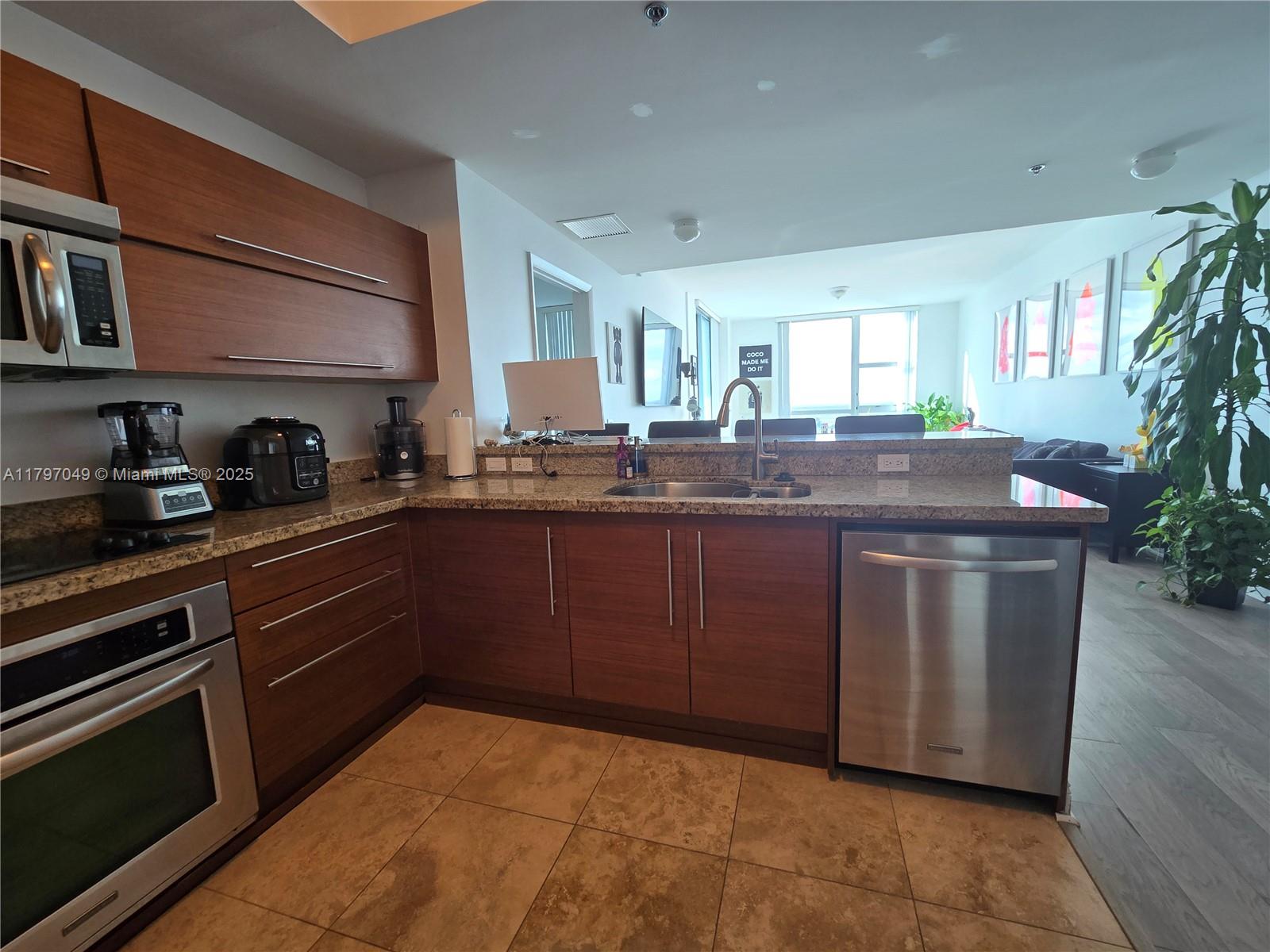 2641 N Flamingo Rd #2601N, Sunrise, Florida image 5