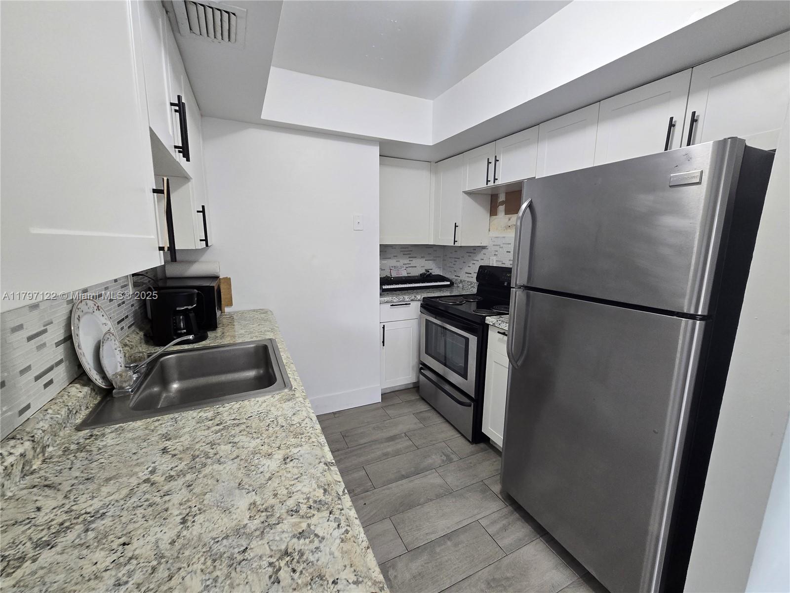 Property photo # 0