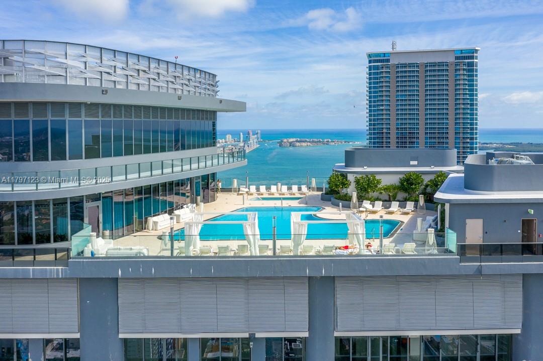 1000 Brickell Plz #1814, Miami FL 33131