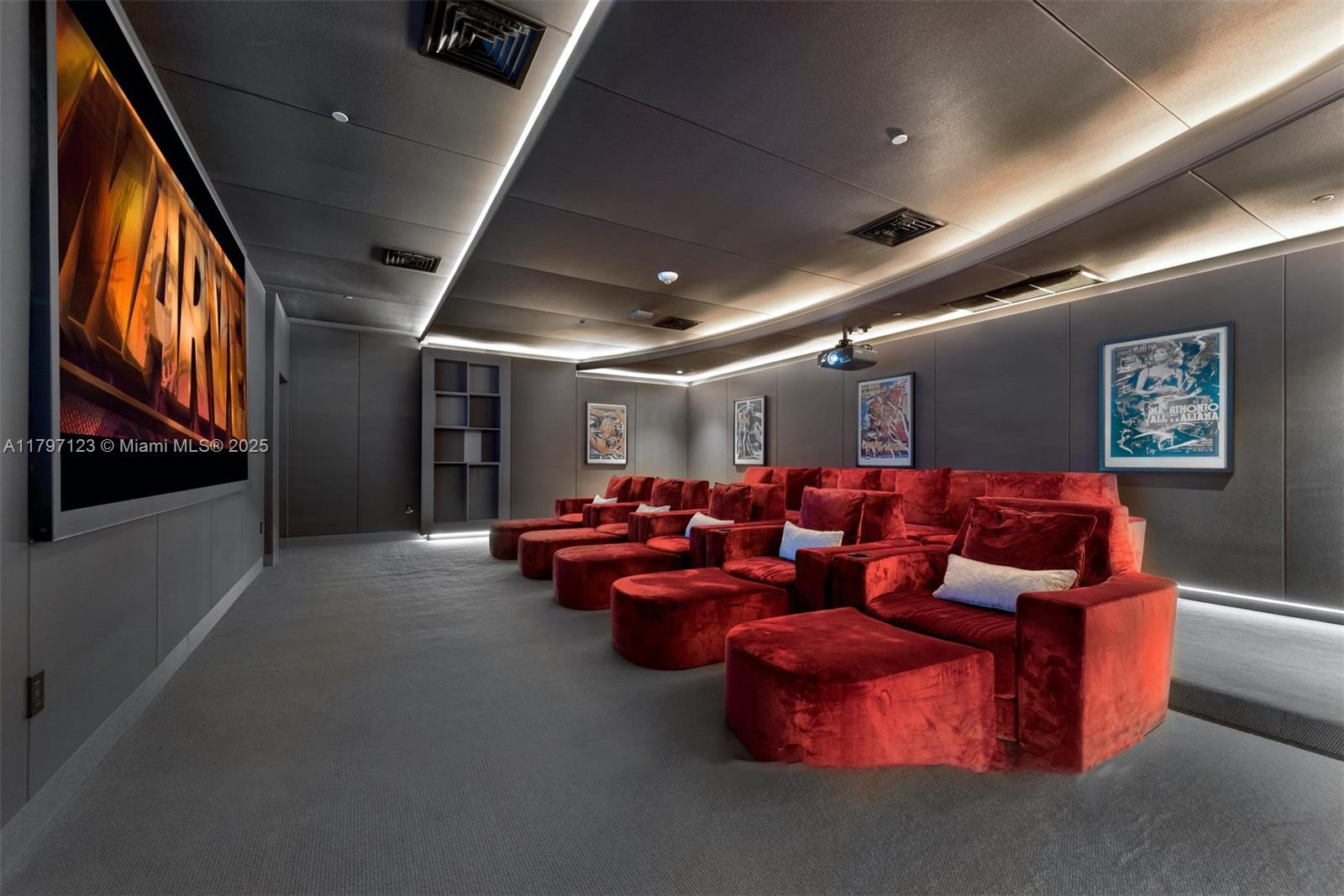 1000 Brickell Plz #1814, Miami FL 33131